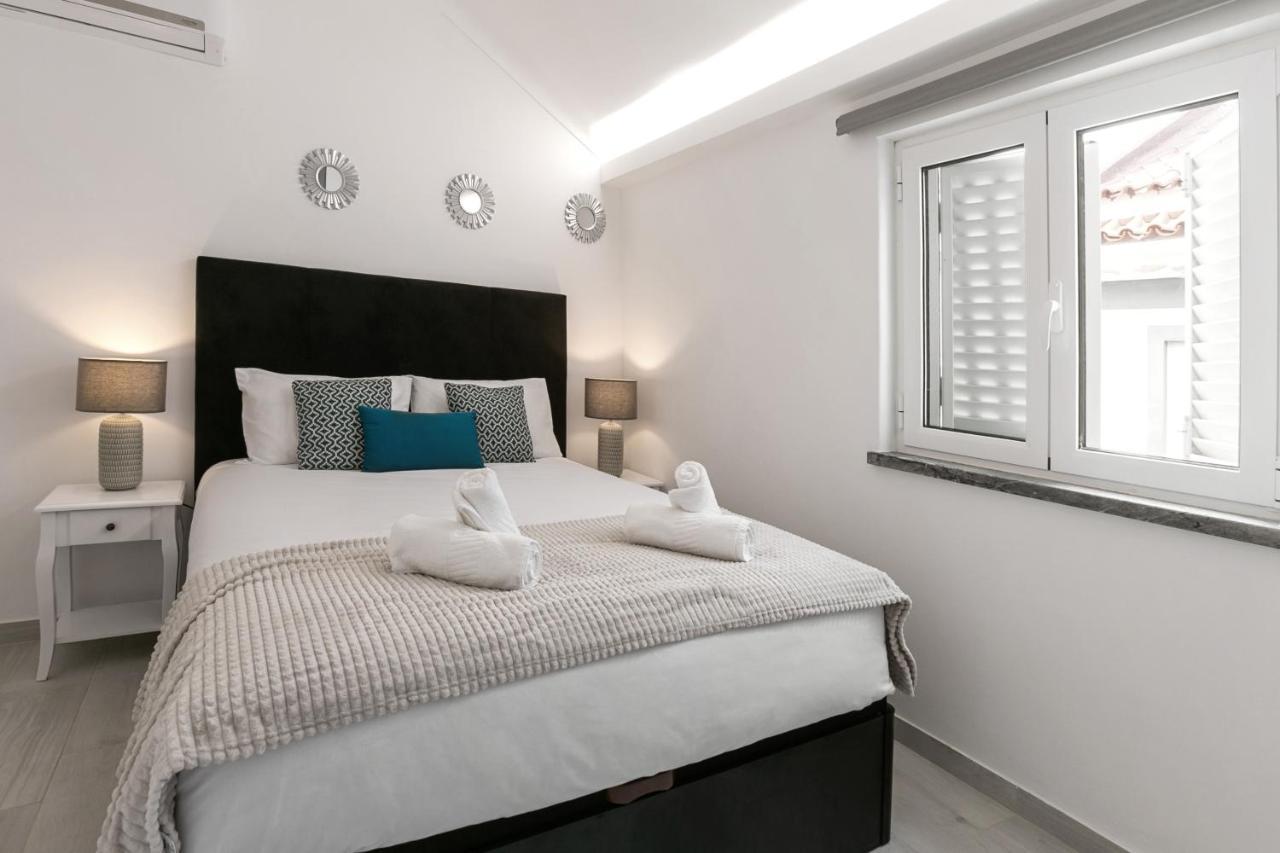 Beach Alley Apartment Назаре Екстериор снимка